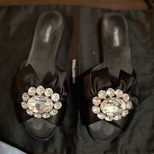 Dolce Gabbana Elegant Black Satin Women's Shoes with Crystal Embellishments